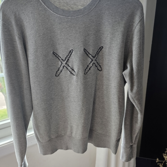 Uniqlo Kaws Sesame Street  Sweatshirt - Picture 1 of 6